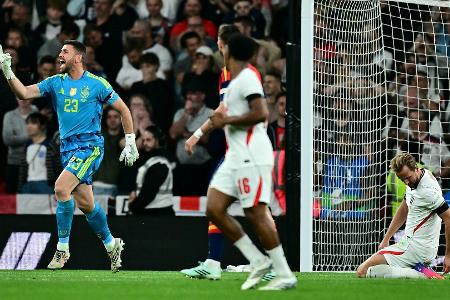Kane scheitert vom Punkt: Eiskaltes Spanien bestraft England