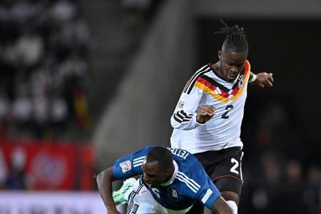 Yann Aurel Bisseck - Note: 2,5 - Führte die Laufduelle mit ganz viel Körperlichkeit und nahm den schnellen Tehteh so meist frühzeitig aus dem Spiel. Verlor auch nach der Gelben Karte nicht die Ruhe. Er war eine positive Überraschung an diesem Abend.