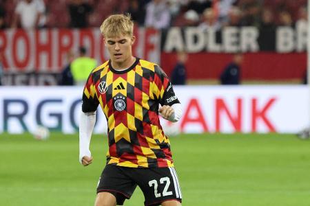 Hennes Behrens (ab 83.) - ohne Bewertung - Kam im heimischen Augsburger Stadion zu seinem ersten Länderspiel. Hatte ob der allgemeinen Verunsicherung keinen leichten Stand.
