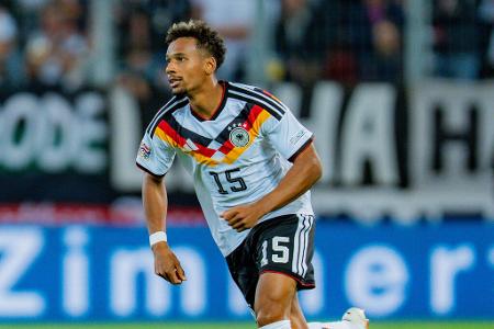 Bambasé Conté (bis 65.) - Note: 4,0 - Feierte nach nur elf Bundesligaspielen sein DFB-Debüt. Deutete Spielwitz und Intensität gegen den Ball an, wirkte aber oftmals etwas gehemmt in seiner Spielweise. Zwischen seinen guten Szenen verging oft viel Zeit.