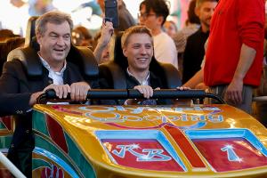 Achterbahnfahrt: Söder und Krause bewältigen "Olympia Looping"