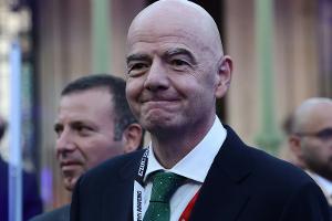 Infantino stellt UEFA und Co. mehr Geld in Aussicht