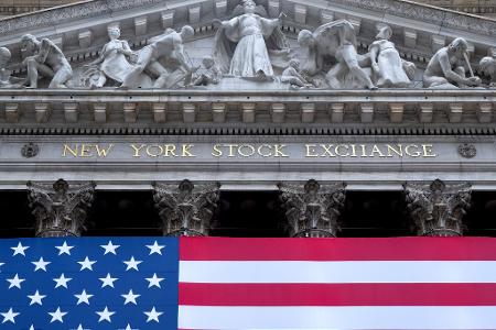 Viele US-Amerikaner lassen ihr Vermögen an der Börse für sich arbeiten. (Archivbild)