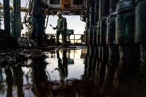 Methan entsteht auch in der Öl- und Gasindustrie. (Archivbild)