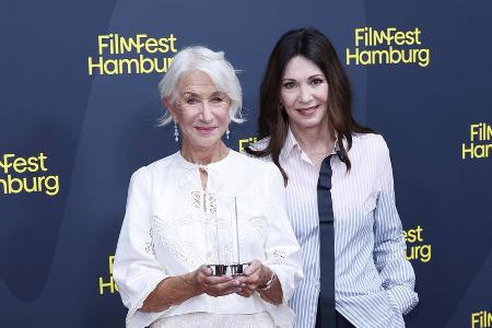 Iris Berben hält beim Filmfest Hamburg Laudatio auf Helen Mirren