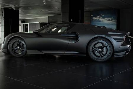Alfa Romeo 33 Stradale Perla Nera