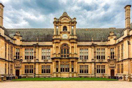 Dark Academia Travel: Oxford & Co. für maximale Herbststimmung