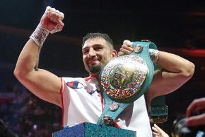 Boxen: Kabayel verteidigt WM-Titel im Düsseldorfer Stadion