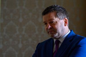 "Trauen uns die Menschen vollumfänglich zu, die Probleme der Zukunft zu lösen? Und da müssen wir eingestehen: Im Moment ist das nicht der Fall, sonst hätten wir bessere Zustimmungswerte", sagt der CDU-Politiker Sven Schulze. (Archivbild)