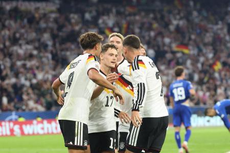 Deutschland vs. Serbien: Noten und Einzelkritik - Nach dem Rückschlag gegen Griechenland hat die deutsche Nationalmannschaft am Donnerstag ihren ersten Sieg unter Jürgen Klopp gefeiert. Beim 2:0 gegen Serbien wurde der Stil des neuen Bundestrainers erstmals wirklich sichtbar. Alle DFB-Stars in der Einzelkritik: