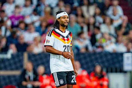 Serge Gnabry (bis 45.) - Note: 3,0 - Der Kapitän des ersten Durchgangs hatte seine besten Momente, wenn er druckvoll für Tiefgang sorgen konnte. Setzte gerade Wirtz immer wieder stark in Szene. Trat nach der langen Verletzungspause allerdings noch recht unbeständig auf und vergab vor der Pause zudem zwei Top-Chancen.