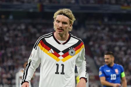 Nick Woltemade (bis 76.) - Note: 4,0 - Behauptete sich im Kampf um den Ball mit seiner ganzen Erscheinungskraft und war gleichzeitig gut ins Kombinationsspiel integriert. Legte eine Großchance für Gnabry auf, vor dem Tor hielt seine Formkrise jedoch an. Leistete sich im zweiten Durchgang einen denkwürdigen Fehlschuss.