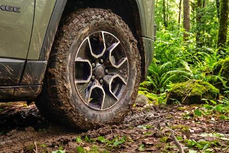 10/2026 Jeep Cherokee Trailhawk