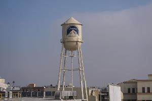 Paramount und Warner Bros. bleiben nach dem Zusammenschluss eigenständige Marken in einem neuen Dachkonzern. (Archivbild)