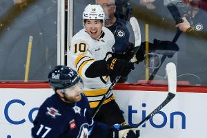 NHL: Peterka mit Siegtor, Seider mit Fehlstart