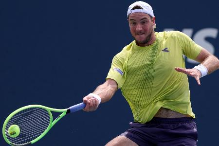 Peking: Struff unterliegt Medwedew
