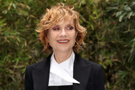 Isabelle Huppert (73)