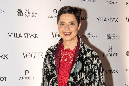 Isabella Rossellini (74)