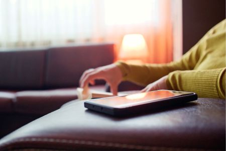 Unter die Lupe genommen: 5 Irrtümer rund um das Smartphone
