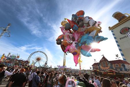 Perfektes Wiesn-Wetter dürfte zu den hohen Besucherzahlen beigetragen haben. 