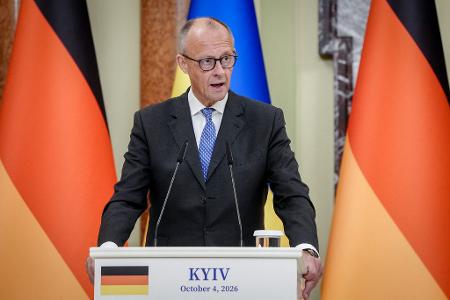 Es geht bei der Ukraine-Reise des Kanzlers nicht nur um Außenpolitik.