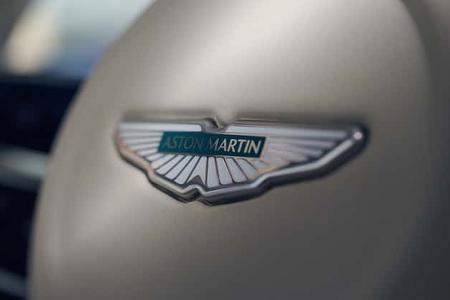 Aston Martin DBX GT