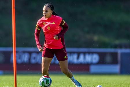 DFB-Newcomerin Baum: 