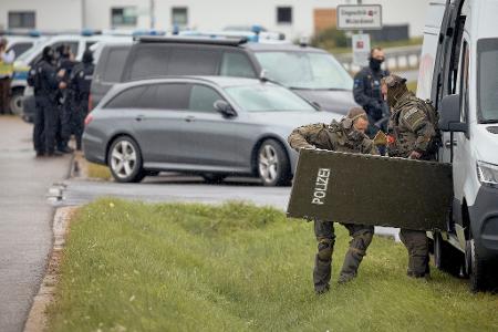 Auch Spezialkräfte waren nach Schüssen in der Oberpfalz im Einsatz.