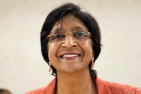 Pillay setzt sich mit einem 