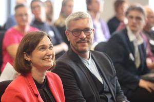 "Nun beginnt die Arbeit", sagte Grünen-Fraktionschefin Müller mit Blick auf die anstehenden Koalitionsverhandlungen.