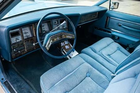 Lincoln Continental Mark V