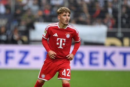 Lennart Karl (ab 87.) - ohne Bewertung - Zog in den letzten Minuten viele Bälle an sich, blieb im Dribbling aber meist hängen. Konnte den Dahmen-Abpraller in der Schlussminute nicht auf das Tor bringen.