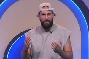 "Promi Big Brother": Maurice Dziwak muss ins Krankenhaus