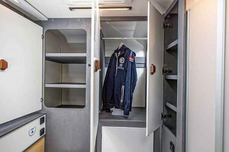f_Ahorn Camp T 680_Schrank