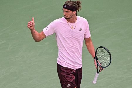 60. Saisonsieg: Zverev im Achtelfinale von Shanghai