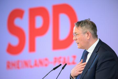 Schweitzer wirbt nach 35 Jahren SPD-Regierung in Rheinland-Pfalz für die erste Koalition mit der CDU im Bundesland. (Archivbild)