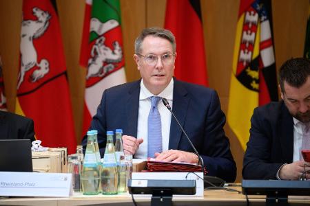 Explodierende Kosten auch im Sozialen sind Schweitzers Schwerpunkt - auch in seiner Funktion als MPK-Vorsitzender. (Archivbild)