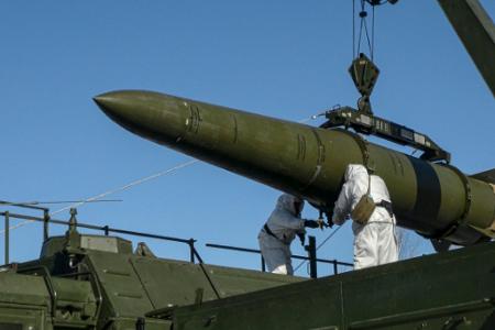 Die neuen Sanktionen richten sich gegen den militärisch-industriellen Komplex in Russland. (Archivbild)