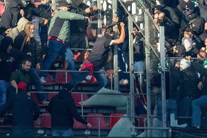 Polizei: Sechs Verletzte bei Derby-Ausschreitungen in Köln