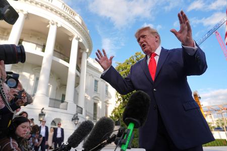 Er glaube, Putin wolle einen Deal mehr als Selenskyj - sagt Trump. 