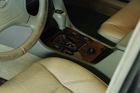 Mercedes C230 Kompressor 1999 von Niki Lauda