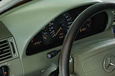 Mercedes C230 Kompressor 1999 von Niki Lauda