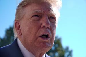 Trump richtet eine Warnung an die Huthi-Miliz.