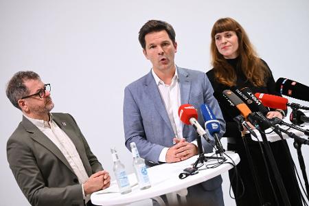 Die Spitzen von Linke, Grünen und SPD sprechen schon länger über eine Regierungsbildung, der Prozess ist äußest mühsam. (Archivbild) 