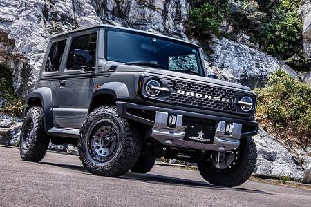 Suzuki Jimny als Ford Bronco