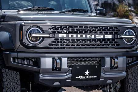 Suzuki Jimny als Ford Bronco