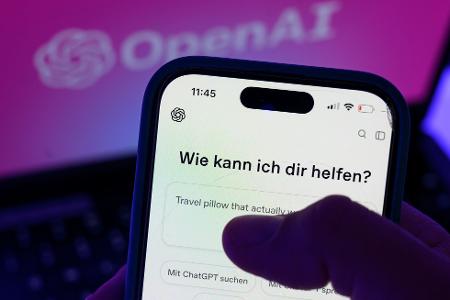 Müssen Mitarbeiter des ChatGPT-Entwicklers Spione fürchten? (Archivbild) 