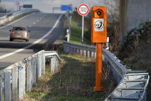 Rund 17.000 Notrufsäulen gibt es an den Autobahnen. (Archivbild)