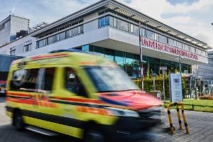 Rettungsdienste und Notaufnahmen sind oft überlastet, nun soll eine Reform helfen. (Symbolfoto)