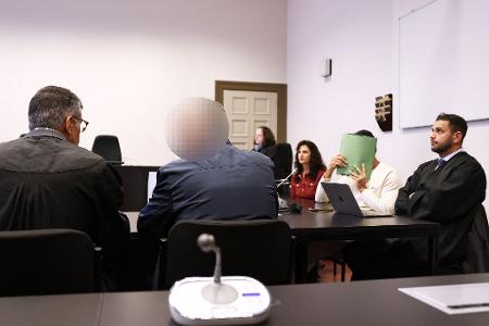 Das Hanseatische Oberlandesgericht hat die beiden Angeklagten zu achteinhalb beziehungsweise viereinhalb Jahre Haft verurteilt.